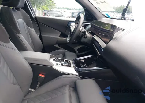 2025 BMW X3 30 xDrive z USA, uszkodzony, nr VIN 5UX53GP0XS9Y40134